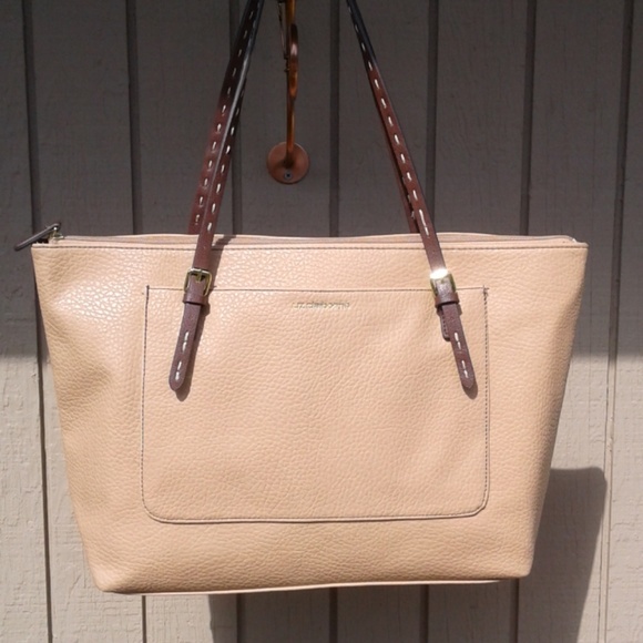 Liz Claiborne Handbags - Liz Claiborne handbag